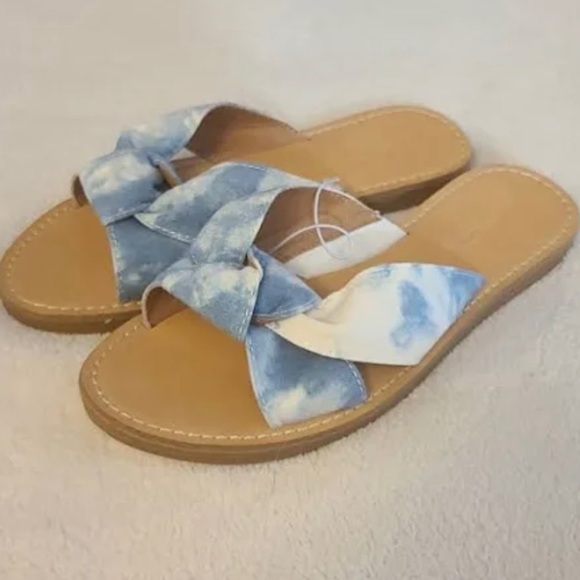 Universal Thread Tie Dye Slip On Sandals - Picture 2 of 8
